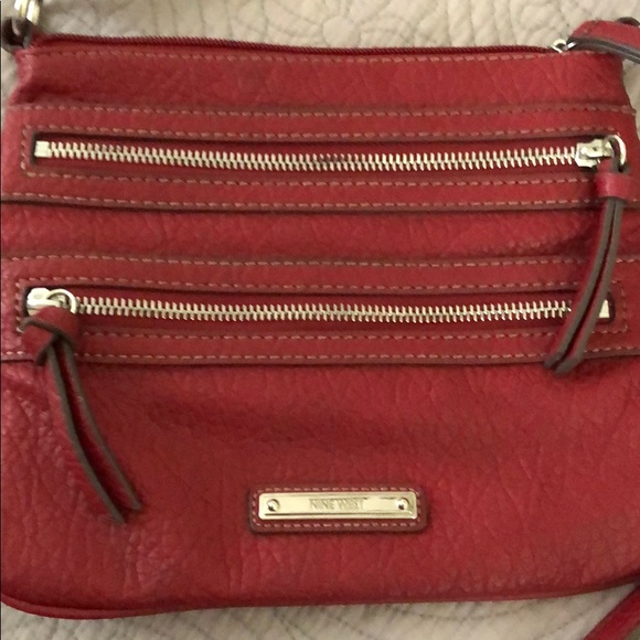 Nine West crossbody bag, burgundy color - Picture 2 of 4